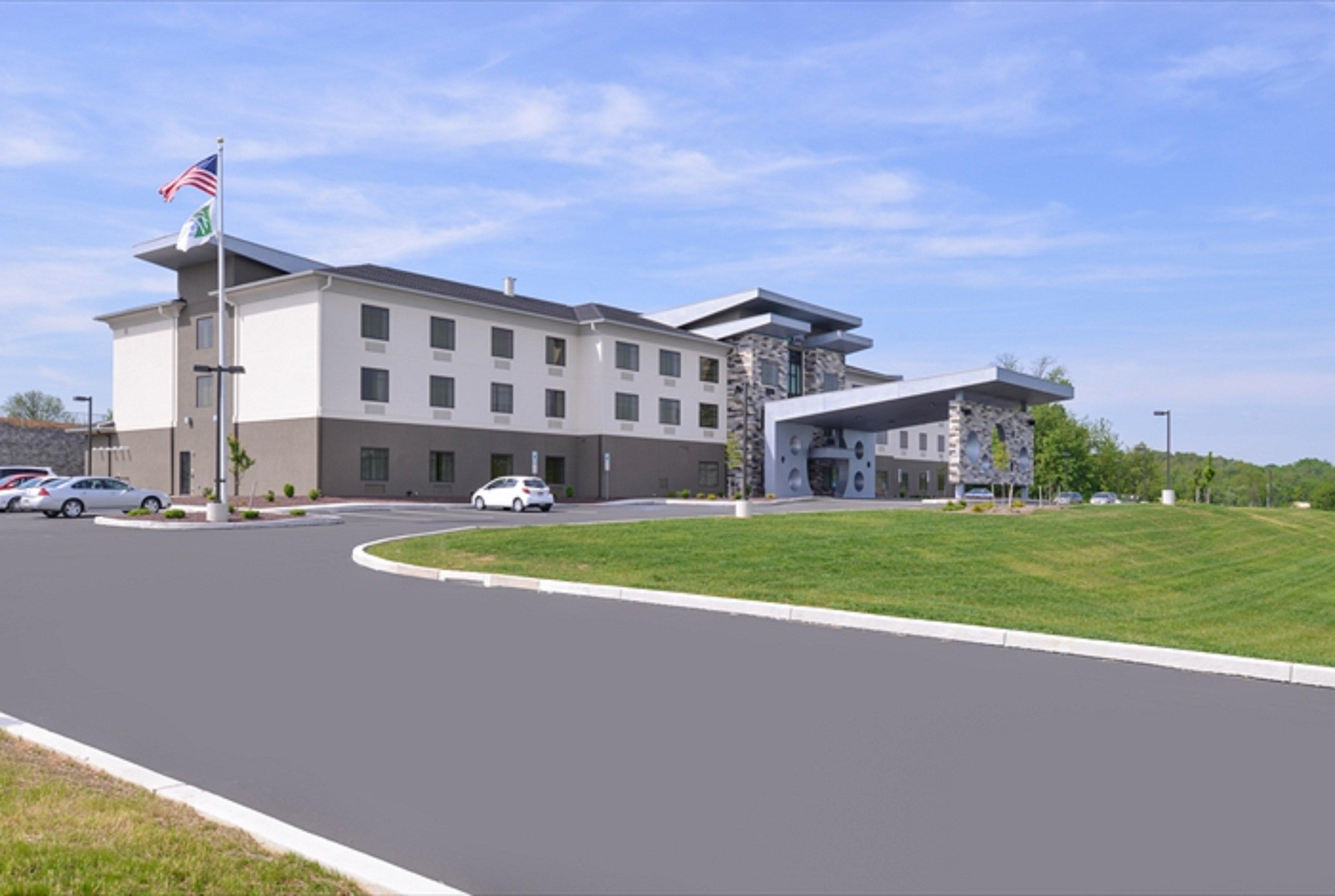 Holiday Inn Express & Suites Shippensburg By Ihg Eksteriør billede