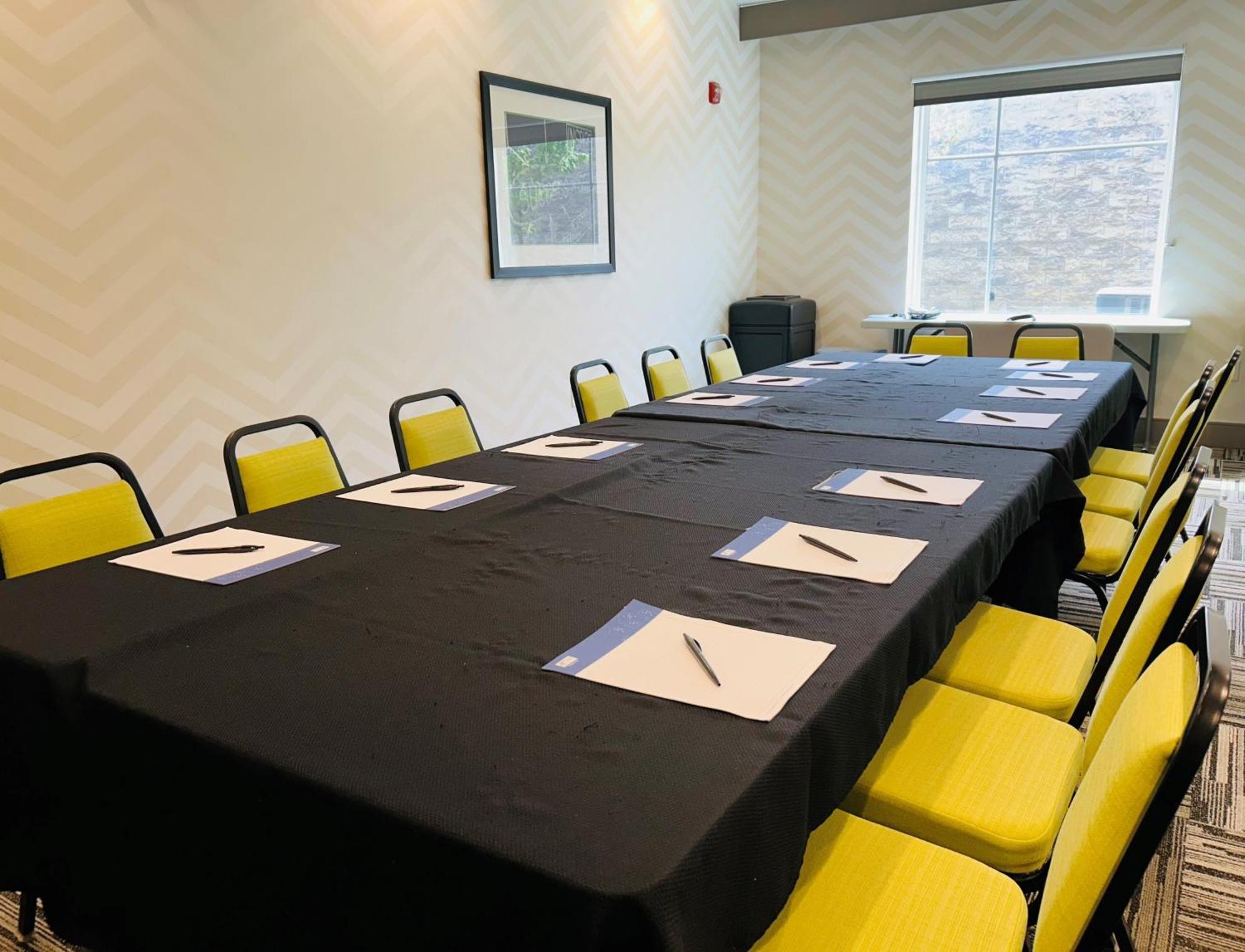 Holiday Inn Express & Suites Shippensburg By Ihg Eksteriør billede
